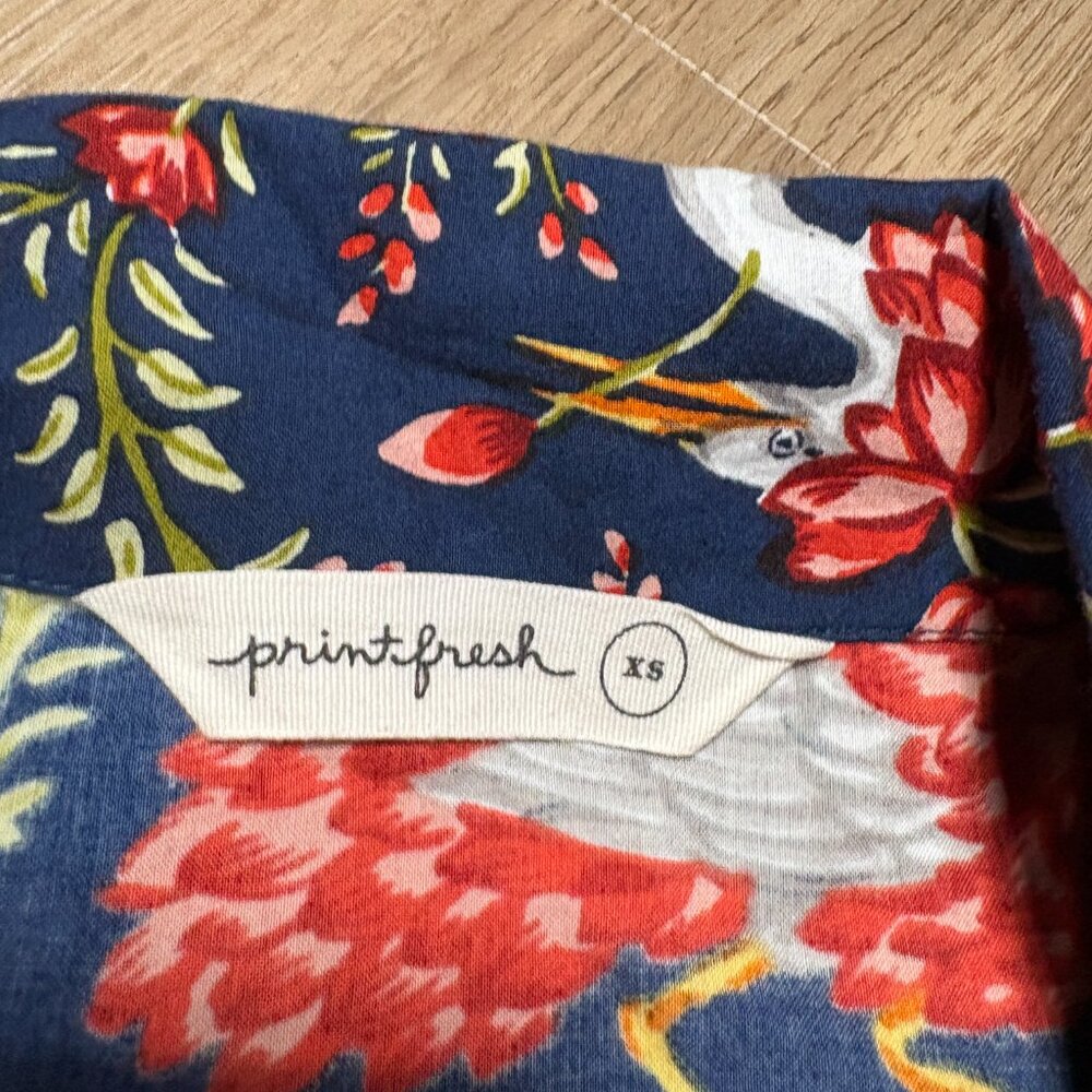 Printfresh Queen Lotus Button Down Pajama Top XS floral bird print navy shirt - Picture 4 of 8